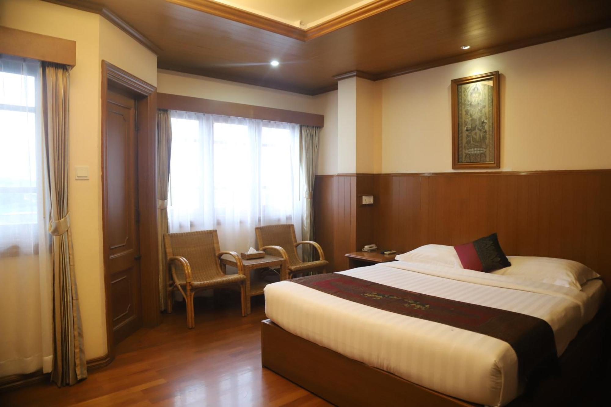 Hotel Sidney Yangon Extérieur photo