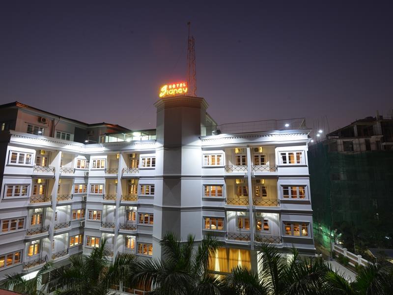 Hotel Sidney Yangon Extérieur photo