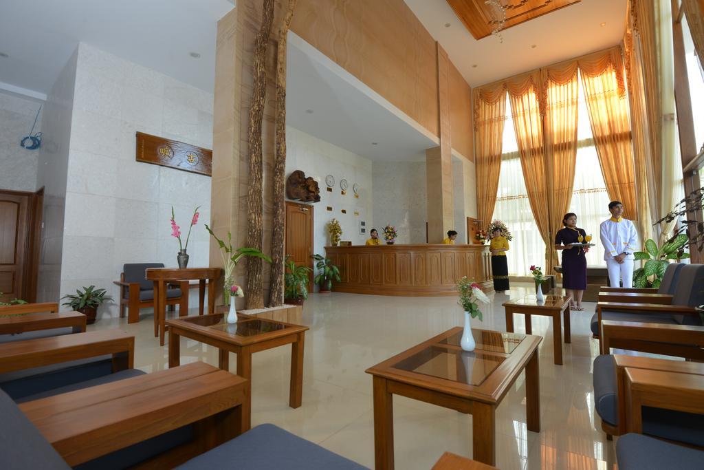 Hotel Sidney Yangon Extérieur photo