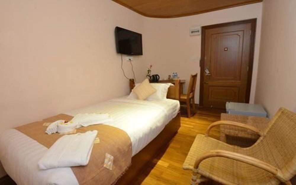 Hotel Sidney Yangon Extérieur photo