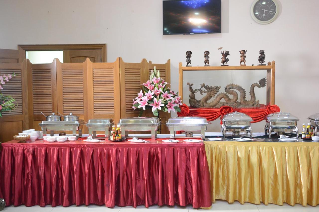 Hotel Sidney Yangon Extérieur photo